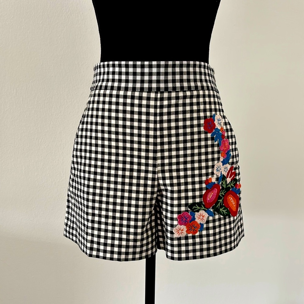 ZARA WOMEN Gingham Check High Embroidered Rise Shorts - Picture 2 of 7
